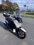 Yamaha XMAX 250 