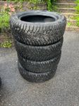 4 st Pirelli Dubbdäck R18 235/60 