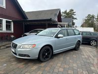 Volvo V70 2.5T /SKINN /TAKLUCKA /DYNAUDIO /DRAG /NAVI /BLIS