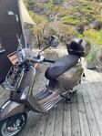 Vespa Primavera 50 4T Touring i mycket fint skick