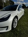 Tesla Model 3 Standard Range Plus, Nyservad, Sportfälgar