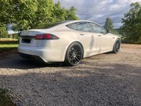 Tesla Model S Long Range 