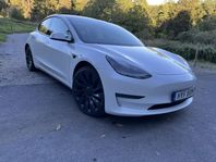 Tesla Model 3 Performance