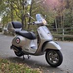 Vespa GTS 125