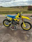 Suzuki rm250