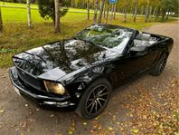 Ford Mustang V6 Convertible