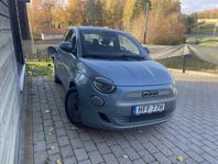 Fiat 500E Elektric 42kWh 32mil 118hk bil i ny skick SoV däck