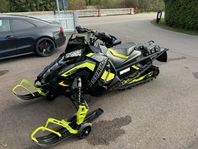 Polaris 850 SB Assault