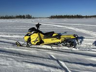 Ski-doo 800 Summit T3 154