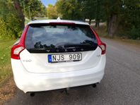 Volvo V60 T3 - servad -facelift - parkeringsvärmare