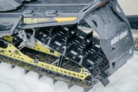 Ski-Doo Summit X 154 850 -17