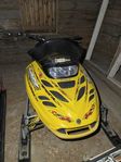 Ski-Doo MXZ 600