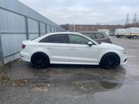 Audi A3 Sedan 2.0 TDI S Tronic Euro 6 ”ny servad” 