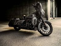 Harley Davidson Street Glide CVO