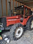 Traktor Valmet 805 4wd med skogsvagn