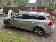 Volvo V60 D6 Plug-in Hybrid AWD