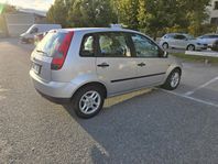 Ford Fiesta 5-dörrar 1.3 Euro 4