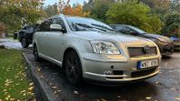 Toyota Avensis Kombi 2.4 D-4 VVT-i