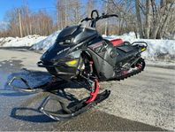 Ski-Doo Freeride 146” 850 E-tec 2023 - 10.25” Display