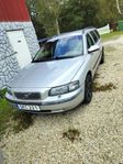 Volvo V70 2.4