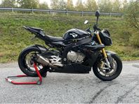 Bmw s1000r