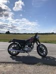 Yamaha SR 400 