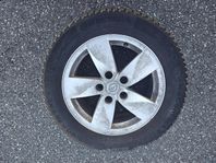 Vinterdäck dubbade dubbdäck på fälg 205/60R16 Renault mfl