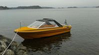 Vator 17 med Volvo motor 150 hk slumpas