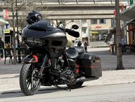 Harley Davidson CVO Road Glide 