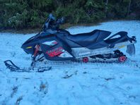 Ski-doo summit 550f / Ny renoverad / Gott skick -06