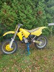 Suzuki RM 250 cross