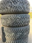 Vinterdäck dubb 215/65 R16 