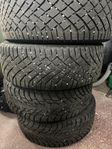 Vinterdäck 235/45R20 Dubbfria.