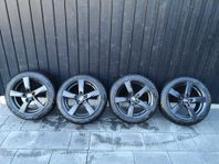 Nya 17" Goodyear vinterdäck på fälg