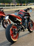 Ktm duke 890GP 