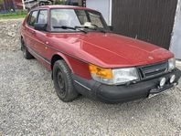 Saab 900 4-dörrars Sedan 2.0