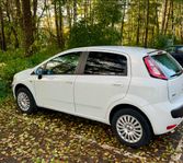 Fiat Punto besiktigad till 2025-12-31