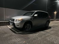 Toyota RAV4 2.0 VVT-i 4x4 Dragkrok 