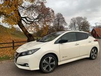 Nissan Leaf Tekna med kamera och BOSE-utrustning