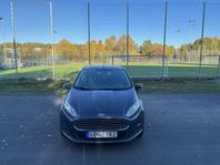 Ford Fiesta 5-dörrar 1.25 Trend Euro 5 med Vinterdäck!