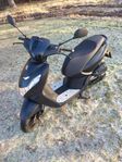 Moped peugeot kisbee