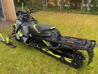 Polaris Switchback Assault 850-19