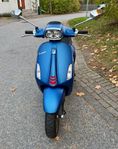 Vespa Primavera Sprint 50 4T 3V (Klass 1 moped)