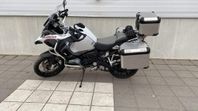 Välutrustad BMW 1200 GSA 2016