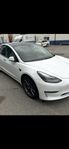 Tesla Model 3 Long Range AWD MOMS