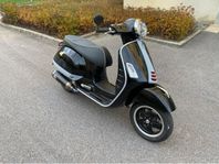 Piaggio Vespa 300 GTS