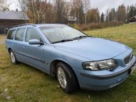 Volvo V70 repobjekt/ reservdelsbil