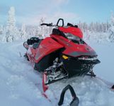 Ski-Doo Summit X 850 154” 2019 (Ny matta)