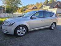 Kia CEED cee'd_sw 1.6 CRDi ECO Euro 5