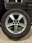 Dubbade Nokian hakka vinterdäck 5/112 215/65R17